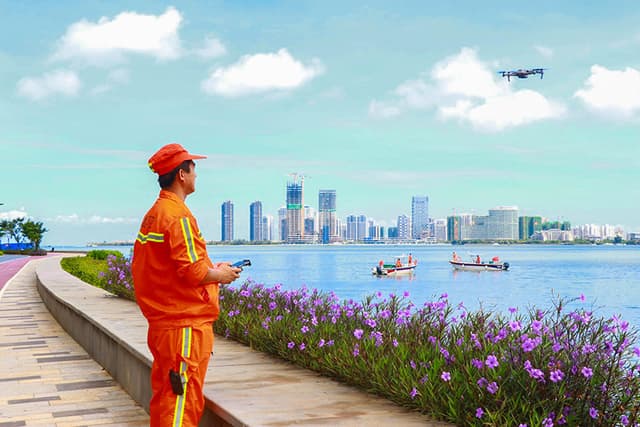 海南海口:无人机巡查助力海上垃圾分类