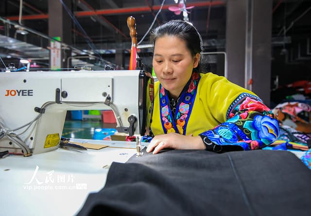 贵州从江:家门口就业促增收