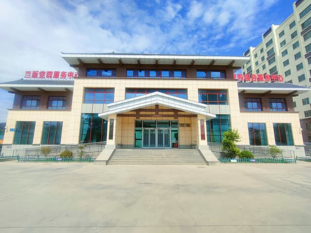 五 “微” 一体 “小切口” 撬动基层治理 “大格局”