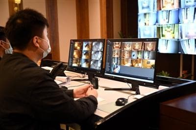 回家了!一家入境隔离酒店里的温情瞬间