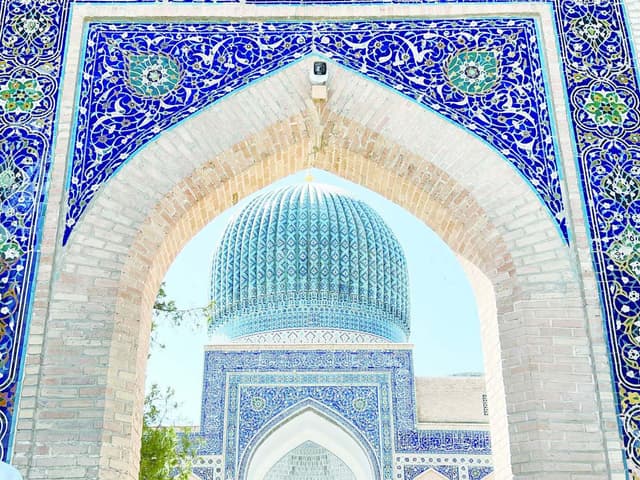 撒马尔罕:古丝路的蓝色之梦