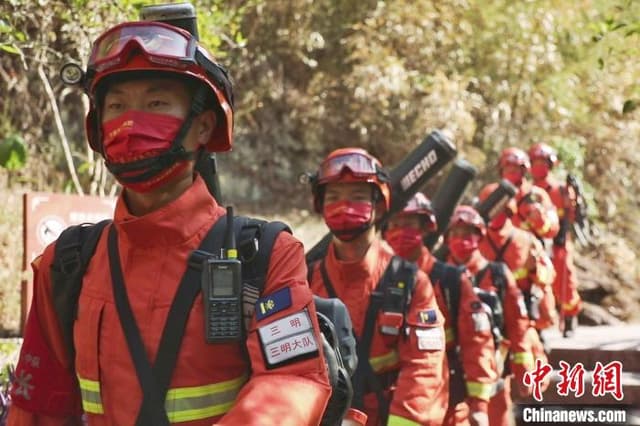 福建三明:防火专项行动,“一线天”下的橙色守护