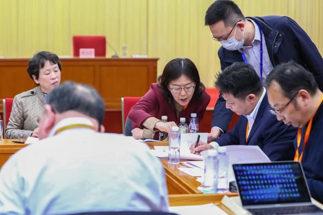 哪些药有望进医保？谈判药品如何续约？国家医保目录调整“划重点”