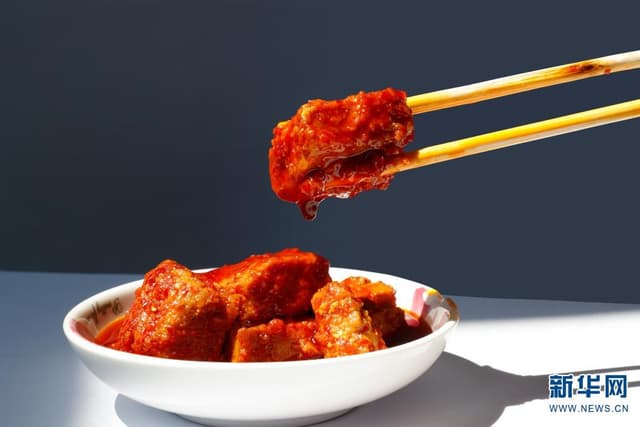 云南牟定:“小腐乳”做成“大产业”