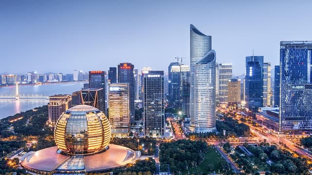 杭州:大专毕业生满足条件可直接落户,全面放开县域落户政策