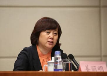 原银监会农金部主任姜丽明被开除党籍:是“逃逸式辞职”和政商“旋转门”的典型