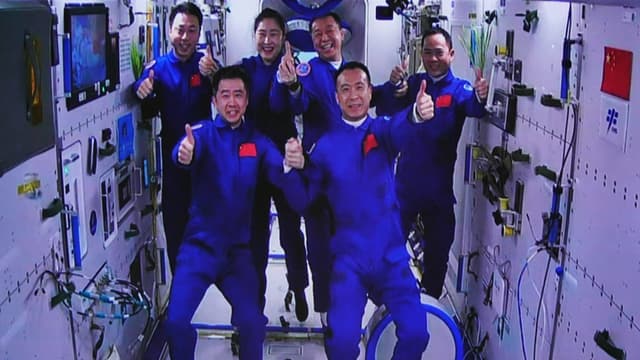 太空会师!神舟十五号3名航天员顺利进驻中国空间站