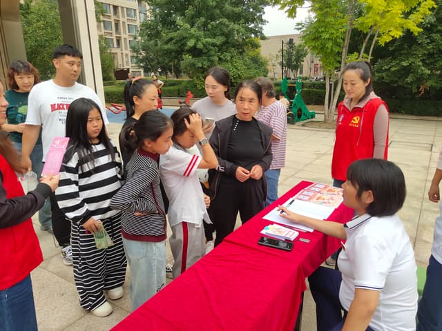 沈阳市浑南区白塔街道双羊社区：双节同庆暖意浓 趣味游园“邻”距离