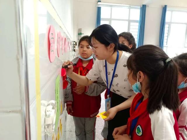 “我走进沙漠,就是为了让更多孩子走出沙漠”