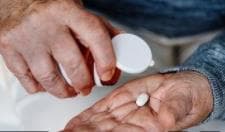 专家：防治新冠病毒感染用药要辨证施治，特别是老年高危人群