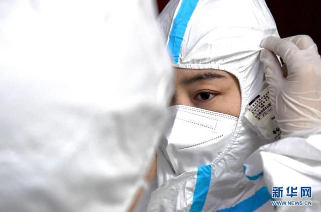 河南郑州:隔离点里的“全能”医师