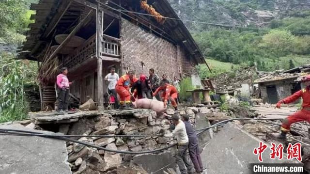 四川泸定:甘孜州震区41个集中安置点已安置群众13232人