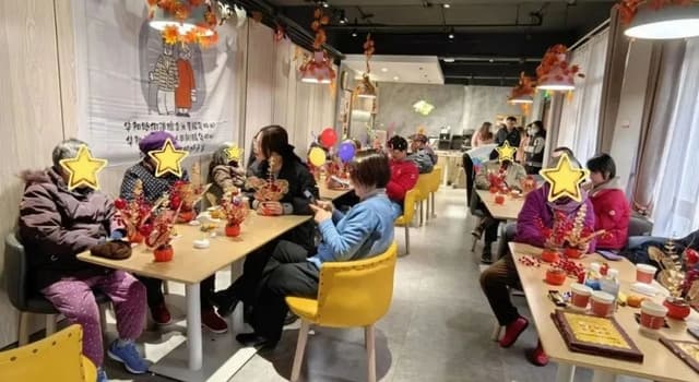 红红火火,上海长宁华阳路街道长者迎新花样多