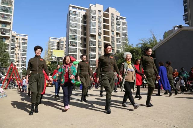 湖北武汉:社区治理提质 居民共同缔造幸福家园