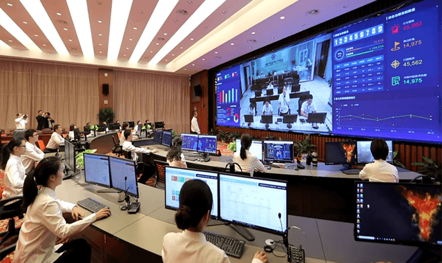 江苏常州:“一网格一支部一阵地” 党群服务“零距离”