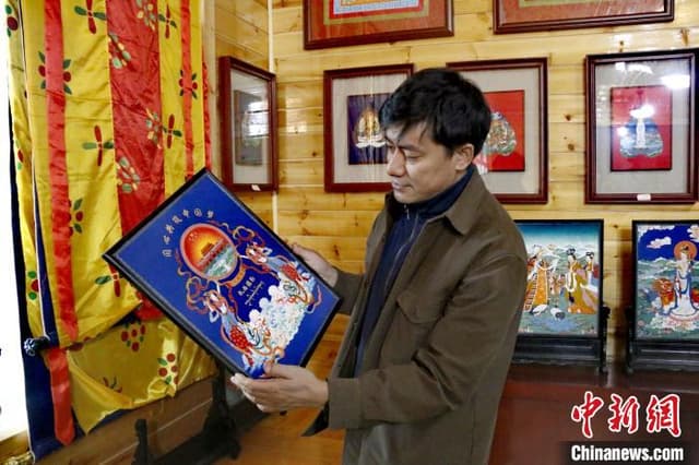 “非遗”化隆唐卡传承人更登才让:是信仰 也是生活