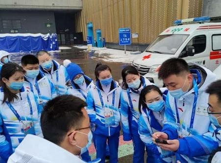 冬奥会医保队中的90后:奉献冬奥 吾辈担当